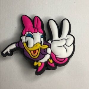 5/$10 Daisy Duck crocs charm/jibbitz
